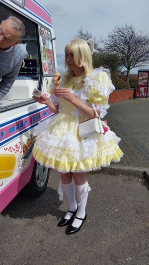 Addicted to Feminine Dresses & Diapers - Never Ending, ABDL Sissy Crossdresser, Adult Babies,Sissy Fashion,Feminization,Diaper Lovers,Dolled Up