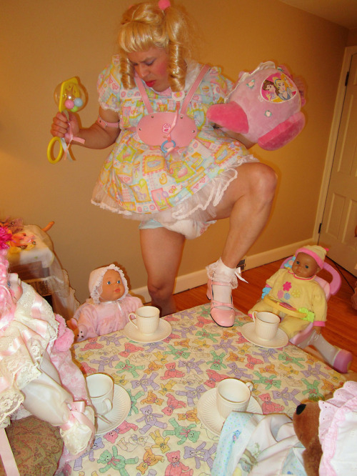 Living The Sissy Dream - Diapered, Dressed, Humiliated, A/B D/L B&D Sissy Humiliation, Adult Babies,Feminization,Sissy Fashion,Diaper Lovers,Dominating Mistress Or Master,Dolled Up,Bondage