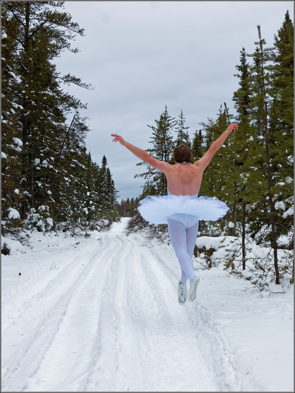 Sissy ballerina 16 - Snow - Second try, forest,ballerina,winter,platter,tutu,ballet,outdoor,crossdresser,snow, Sissy Fashion,Body Suits,Fairytale