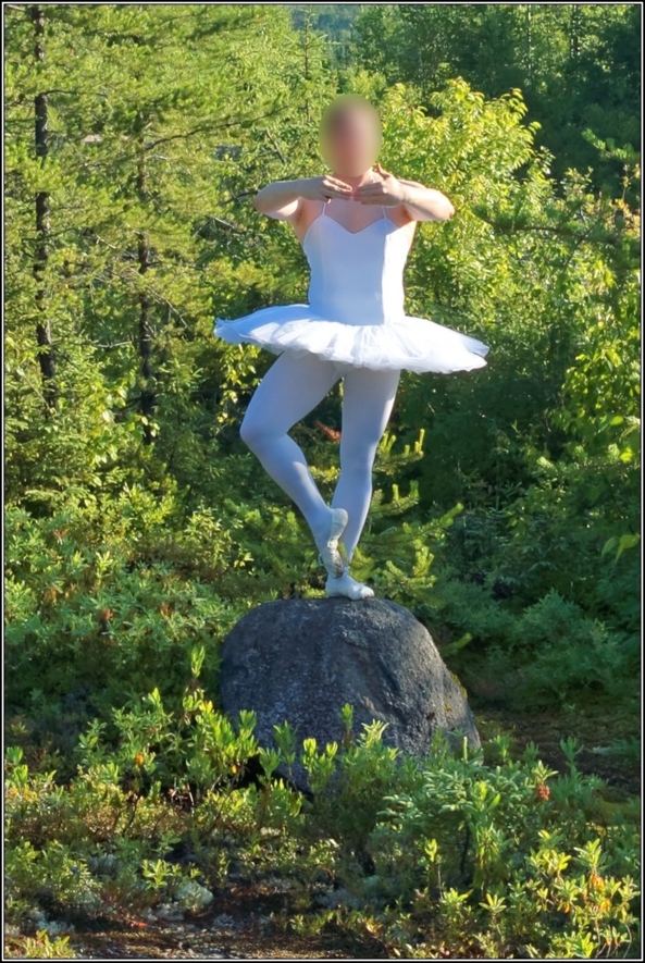 Sissy Ballerina 6 - Forrest - Part 2, ballerina,tutu,platter,ballet,outdoor,crossdresser,forest, Sissy Fashion,Fairytale,Body Suits