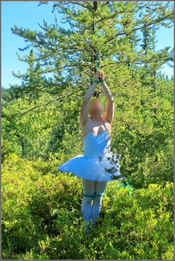 Sissy Ballerina 8 - Bound to a tree - Part 2, crossdresser,outdoor,ballet,platter,tutu,ballerina,forest,bondage, Sissy Fashion,Body Suits,Fairytale,Bondage