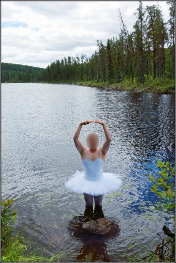Sissy ballerina 10 - Swam Lake - Part 1, crossdresser,outdoor,ballet,platter,tutu,ballerina,forest,lake, Sissy Fashion,Body Suits,Fairytale