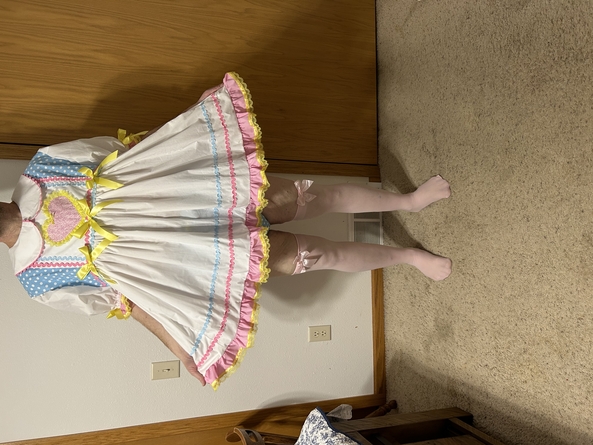 Candy Land Sissy Girl , Wet and mushy,ABDL Sissy, Adult Babies,Thumb Sucking,Sissy Fashion,Spankings,Fairytale,Wetting The Bed,Breast Feeding,Diaper Lovers