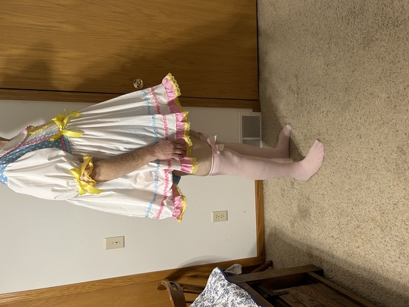 Candy Land Sissy Girl , Wet and mushy,ABDL Sissy, Adult Babies,Thumb Sucking,Sissy Fashion,Spankings,Fairytale,Wetting The Bed,Breast Feeding,Diaper Lovers