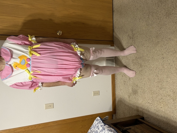 Ducky Sissy Girl, ABDL Sissy , Adult Babies,Thumb Sucking,Feminization,Sissy Fashion,Fairytale,Breast Feeding,Wetting The Bed,Diaper Lovers