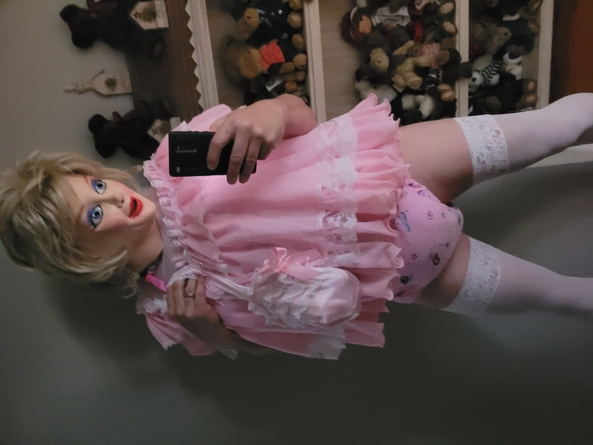 Michelle as Sissy Barbie - I'm back, Sissy,Baby,Diapers,Diaper covers,cribs, Diaper Lovers,Adult Babies,Feminization,Body Suits,Sissy Fashion,Magical Change,Fairytale,Dolled Up