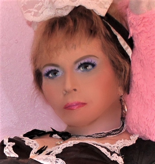 laid back maid - a closeup from a larger pic of me shot like 2 weeks ago, melisa moore, Bisexual Orientation,Str8 Orientation,Pansexual Orientation,Breast Implants,Sex Reassignment Surgery,Hormones,Dolled Up,Increased Sexuality,Pop Culture,Sissy Fashion