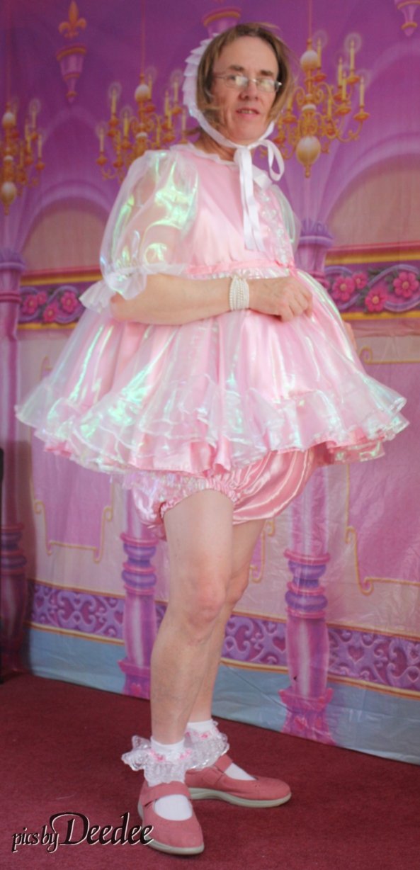 sissy baby - Another one from when I was at Huggy's, Sissy,adult baby,Huggy's, Adult Babies,Sissy Fashion