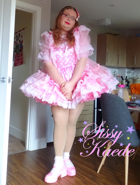 Low Effort-ish Selife - Was a wuick shot but has been getting attention lole, sissy,sissy dress,sissy princess, Dolled Up,Sissy Fashion