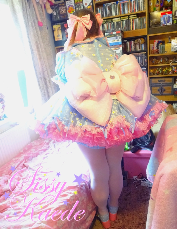 New Acessories - New Big Boguata Backpack and cute cuffs, go so well with this outfit hehe, sissy,sissy dress,bows,frilly,prissy, Sissy Fashion,Dolled Up