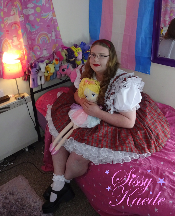 Click here to see the image in full size. Red Sissy School Girl Tonight - Just relaxing in the beast way a sissy can, sissy,abdl,nappy,sissy school girl,prissy sissy,sissy dress,sissy girl, Diaper Lovers,Adult Babies,Sissy Fashion,Dolled Up