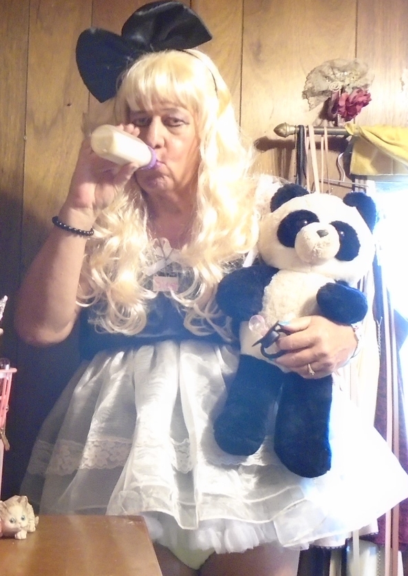 she wants to be the most famous sissy little girl Ever! - sissy little girl pansy SO WANTS to be the most well known sissy little girl on the Internet. Her Neighbors (who knows that pansy is permanently age regressed to a 3 year old, told the sissy how pretty she looked today, and she asked if she was wet, sissy,humiliation,permanent age regression,diapers,adult little girl, Adult Babies,Feminization,Diaper Lovers,Sissy Fashion