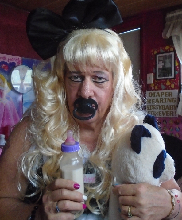 she wants to be the most famous sissy little girl Ever! - sissy little girl pansy SO WANTS to be the most well known sissy little girl on the Internet. Her Neighbors (who knows that pansy is permanently age regressed to a 3 year old, told the sissy how pretty she looked today, and she asked if she was wet, sissy,humiliation,permanent age regression,diapers,adult little girl, Adult Babies,Feminization,Diaper Lovers,Sissy Fashion