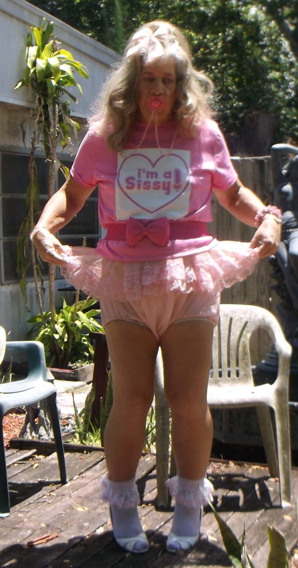 An Obvious Statement - pansy is such a sissy, and look, here is the proof !! , sissy,humiliation,diapers,adult baby, Adult Babies,Diaper Lovers