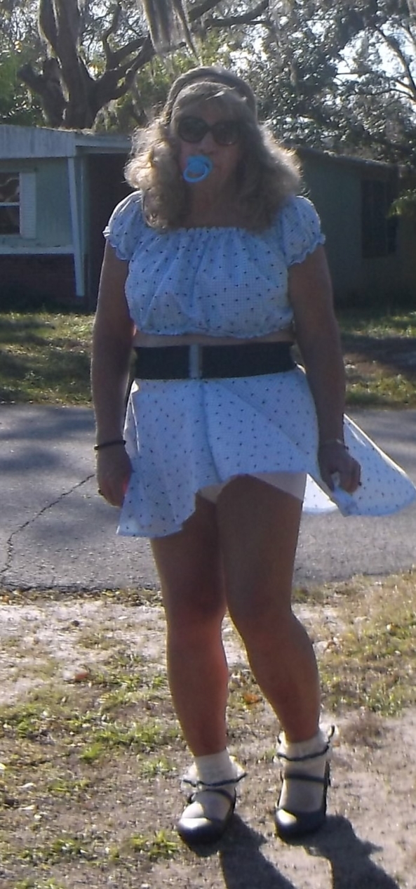 just a few new January pics - Hopefully, people arent getting tired of this sissy's pictures....also, seeing how this sissy can't seem to get a video to post, this sissy added one from its you tube account..(hopefully, that is okay), sissy,humiliation,age regression, Adult Babies,Feminization,Diaper Lovers