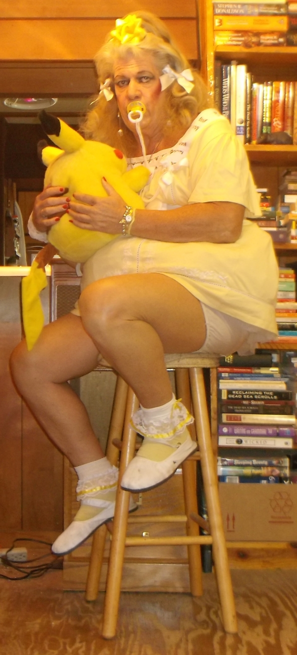 baby pansy in a yellow dress, sissy,adult baby,feminization,diapers,permanent incontinence , Adult Babies