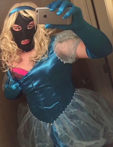 Looking for Friends  - looking for  people to talk to, Friends sissy abdl, Adult Babies,Dolled Up,Diaper Lovers,Feminization,Sissy Fashion,Bondage