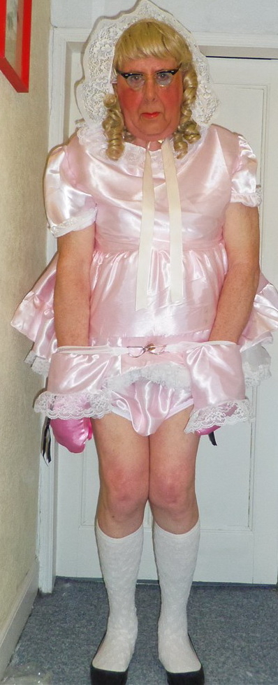 charlotte in pink - girly sissy  locked up, sissy, Feminization
