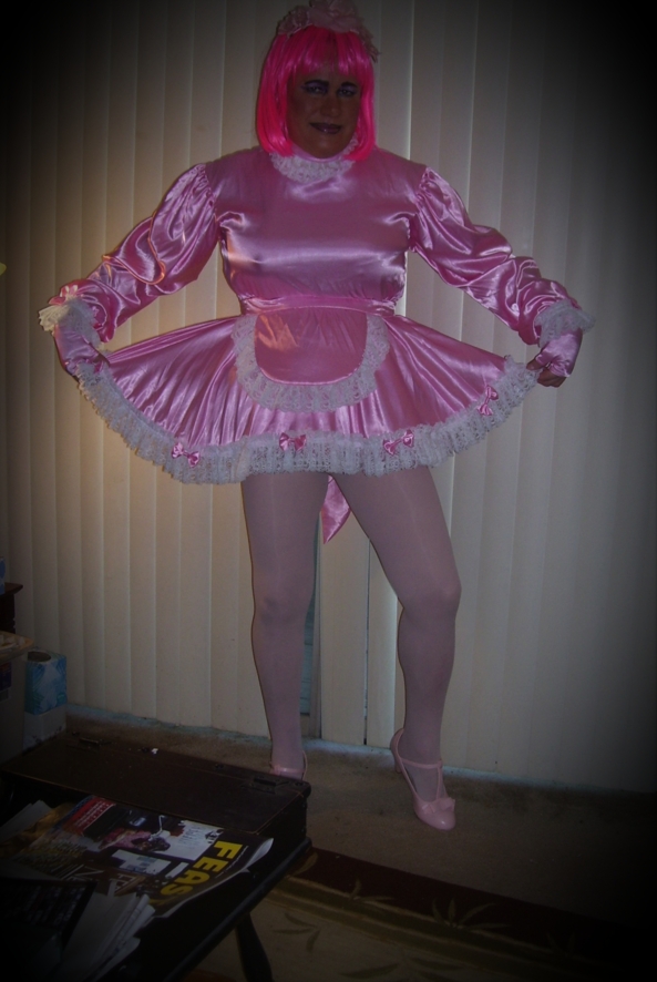 Sissy Pink Hair - Sissy Pink Hair, SissyPinkHair, Sissy Fashion