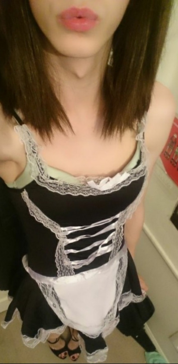 Sissy maid at your service, sissy maid,maid, Feminization,Sissy Fashion,Dolled Up