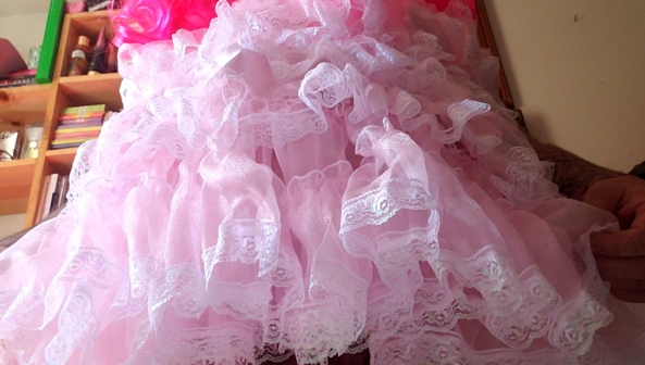 Pretty in Pink - Wifees away, Time to play! , sissy,tranny,shemale,crossdressing,big tits, Feminization,Sissy Fashion,Increased Sexuality,Bisexual Orientation,Gay Orientation,Dolled Up,Breast Implants