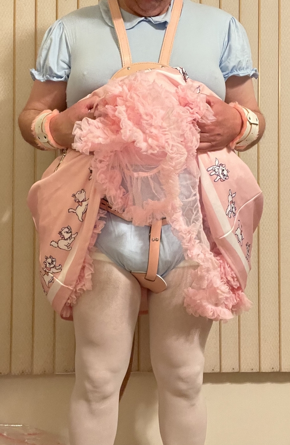 Sissy harness - Wearing thick diapers, and no way out!, Sissy harness, Adult Babies,Sissy Fashion,Diaper Lovers