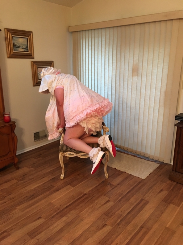 Sissy Show in Baby Reins - Another sissy baby dress, reins, diapers, plastic pants, sissy panties, shoes, socks , Sissy dress,plastic pants,frilly panties,baby reins,leash, Adult Babies,Sissy Fashion,Diaper Lovers