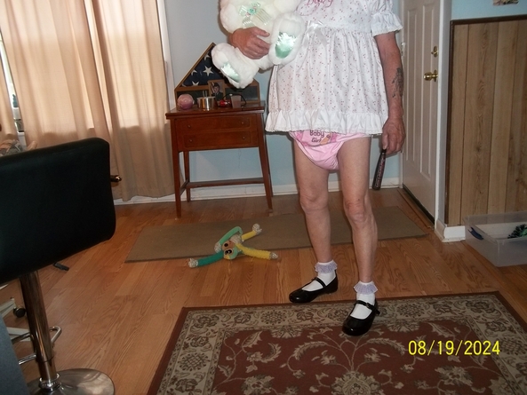 lil sissie - lil sissie playing with her favorite rabbit Trixie, l]l sissie's Mummys pics, Adult Babies,Thumb Sucking,Dolled Up,Diaper Lovers,Bad Boy To Good Girl