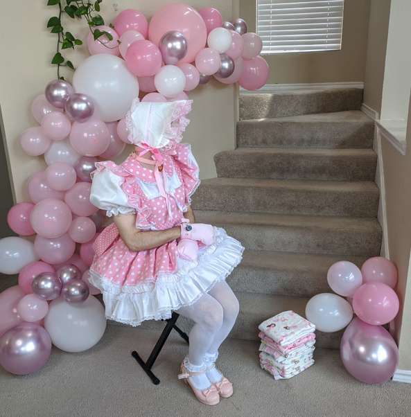 Gender reveal party - I haven't been able to dress up in a while, but today was my chance! Threw a little sissy babygirl party. Congratulations, it's a girl!, sissy diaper pink dress, Adult Babies,Feminization,Sissy Fashion