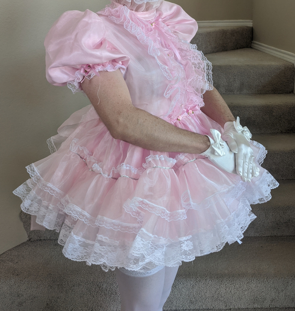Pink frills and lace, sissy dress diaper pink lace, Sissy Fashion,Diaper Lovers,Feminization