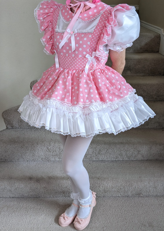 Assorted pics - Assorted pics, sissy dress satin bonnet diaper petticoat, Adult Babies,Feminization,Diaper Lovers,Sissy Fashion