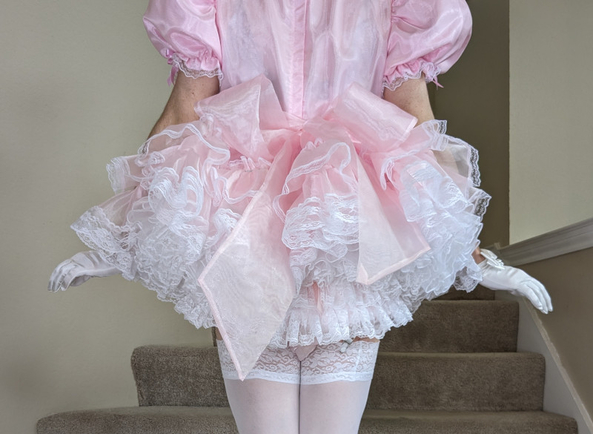 Assorted pics - Assorted pics, sissy dress satin bonnet diaper petticoat, Adult Babies,Feminization,Diaper Lovers,Sissy Fashion