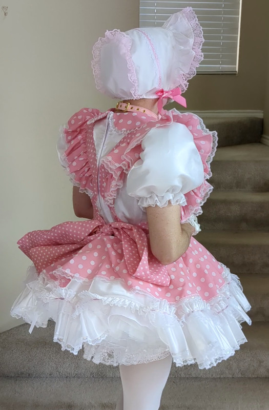 Assorted pics - Assorted pics, sissy dress satin bonnet diaper petticoat, Adult Babies,Feminization,Diaper Lovers,Sissy Fashion